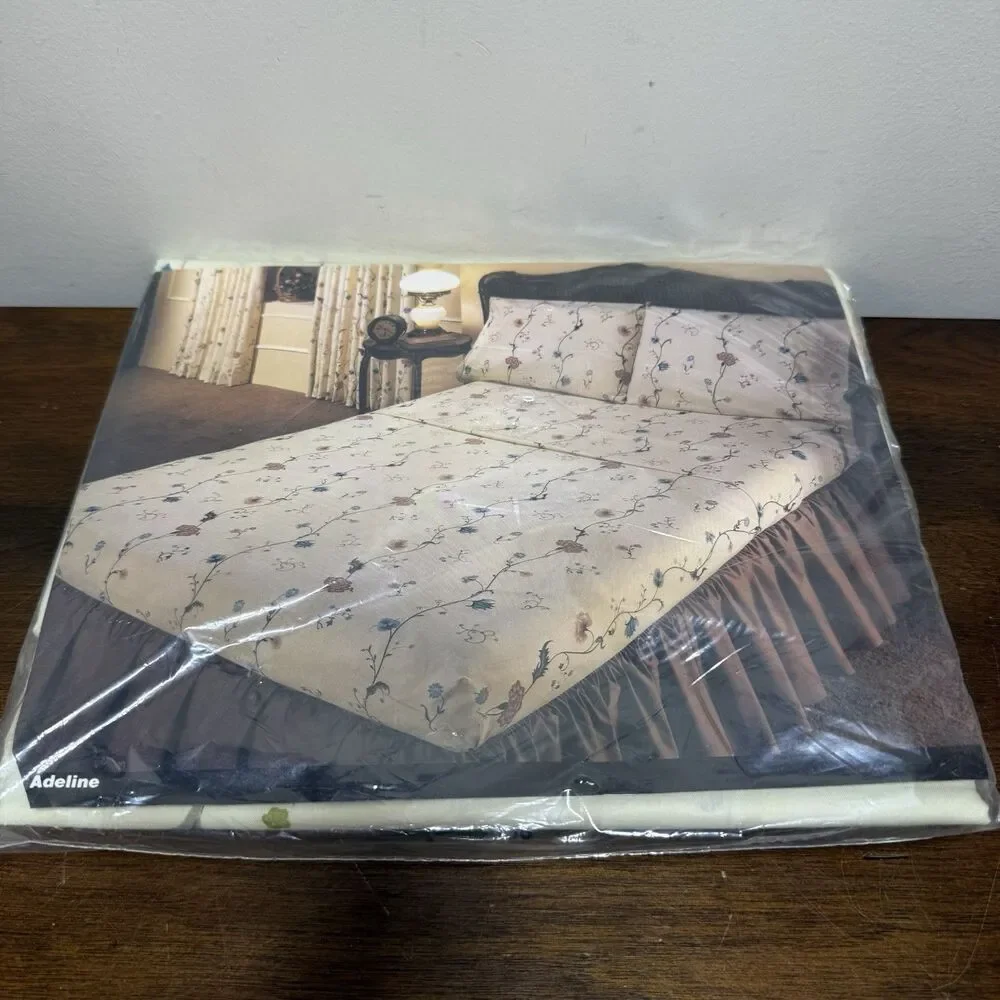 Vintage JC Penney Early spring Twin Flat Sheet. NOS Adeline 90s Granny Cottage